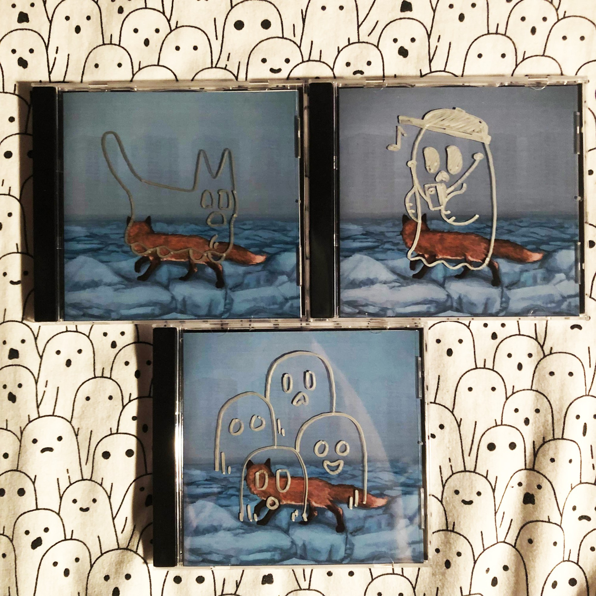 Rooms Without Doors - A GHOST HUNTS FOXES IN WINTER TIME ON A FROZEN SEA